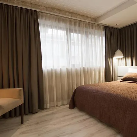 Hotel My &